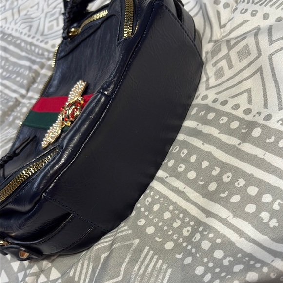 Alba Black and Gold Crossbody Bag with Luxurious Accents - Picture 4 of 4